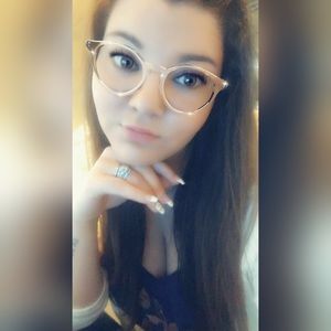 Meet your Posher, Jaclyn